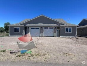 Building Photo - 1150 Maroon Dr