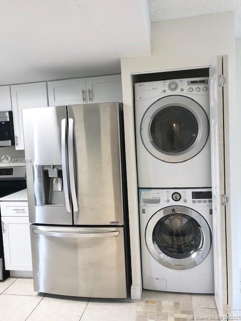 Building Photo - 3750 NW 115th Ave