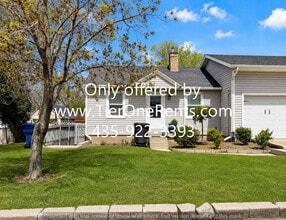 Building Photo - NO DEPOSIT option available for qualified renters!