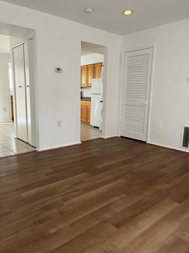 Foto del edificio - 2611 Hallam Ct