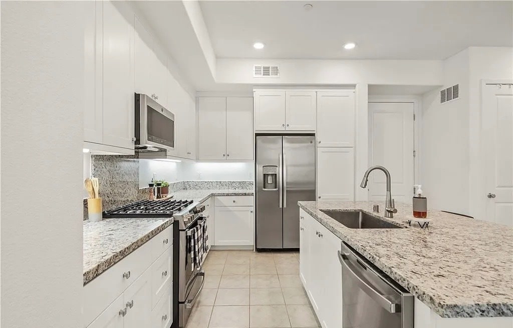 Foto principal - 26973 W Prospector Rd