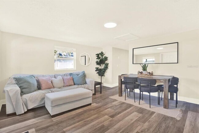 Foto del edificio - 1707 E New Orleans Ave