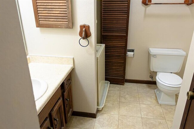 Building Photo - 343 Willow Wind Pl