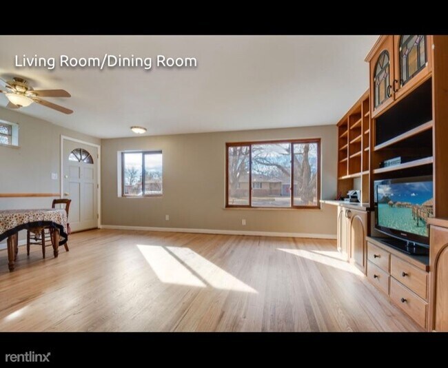 Foto del edificio - 3 br, 1 bath House - 1860 Upham St
