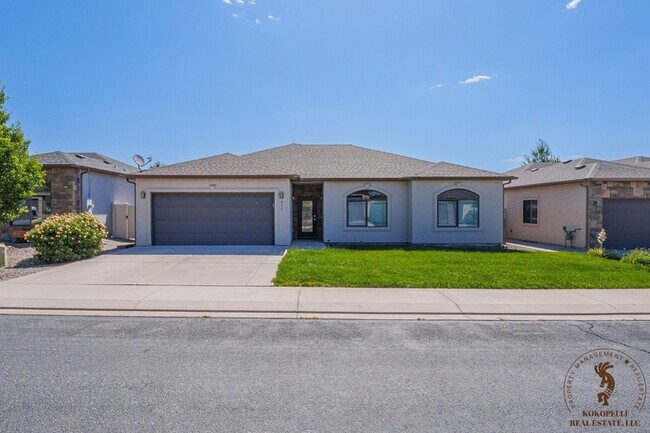 Foto del edificio - 672 Muirfield Drive