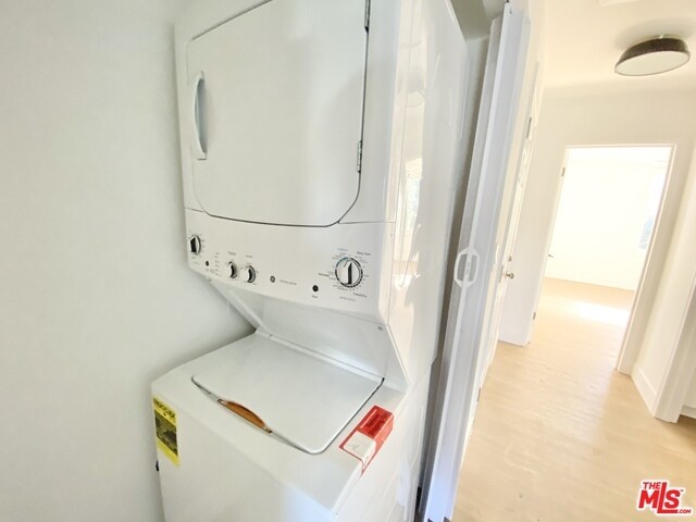 Building Photo - 1934 New England St