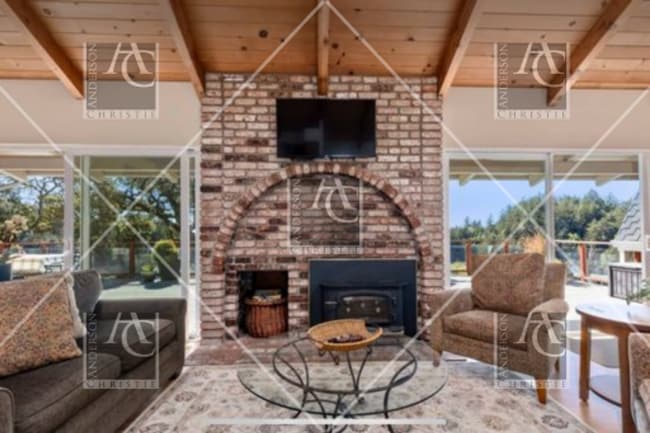 Building Photo - 4 bedroom 3 bath home in Scotts Valley