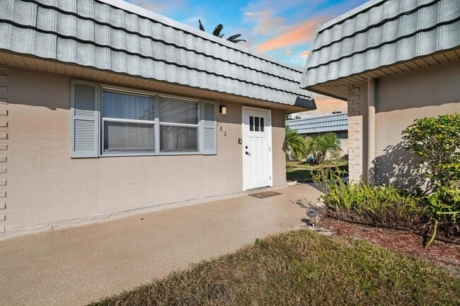 Foto del edificio - 1802 Bedford Terrace