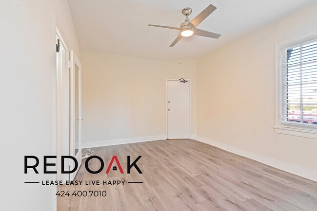 Foto del edificio - Delightful and Cozy Top Floor Studio Featu...