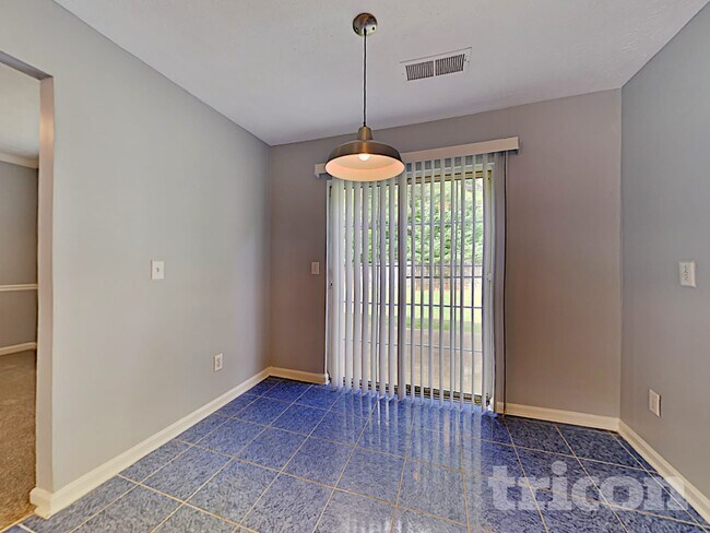 Foto del edificio - 7258 Silverton Trail