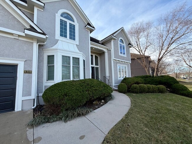 Foto del edificio - {9309} Well Maintained Two Story in Quiet Neighborhood + Harmony Elementary, Harmony Middle and B...