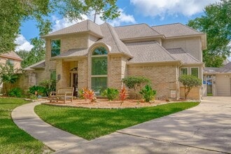 Building Photo - 17102 Misty Creek Dr
