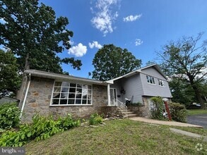 Building Photo - 1000 Haddonfield-Berlin Rd