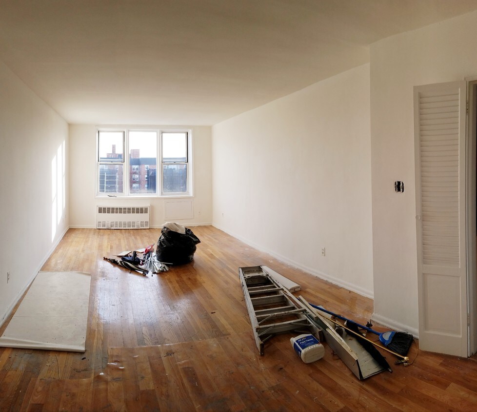 Primary Photo - 514 Ocean Pkwy