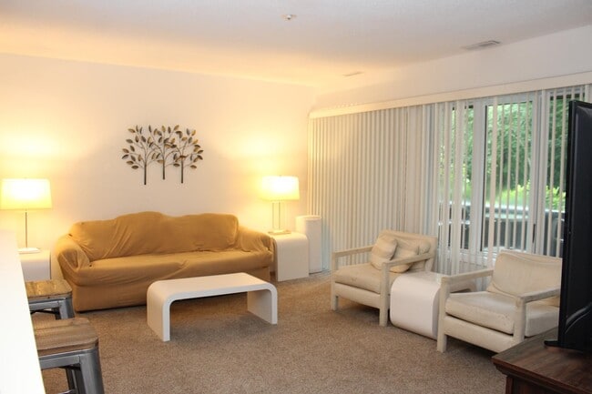 Foto del edificio - 257 Weirs Blvd