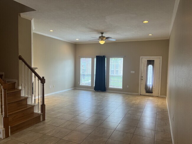 Foto del edificio - 4227 Benard Ct