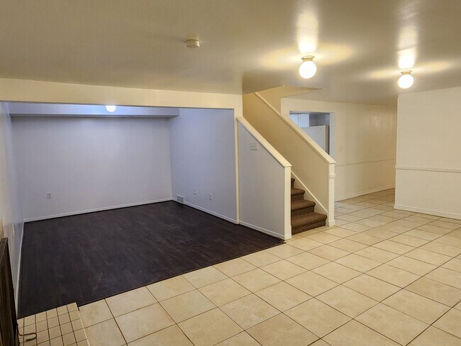 Building Photo - 6087 S 1430 E