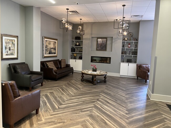 Front Lobby Seating Area - 5300 Holmes Run Pky