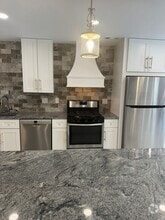 Building Photo - 103 Rumford Way