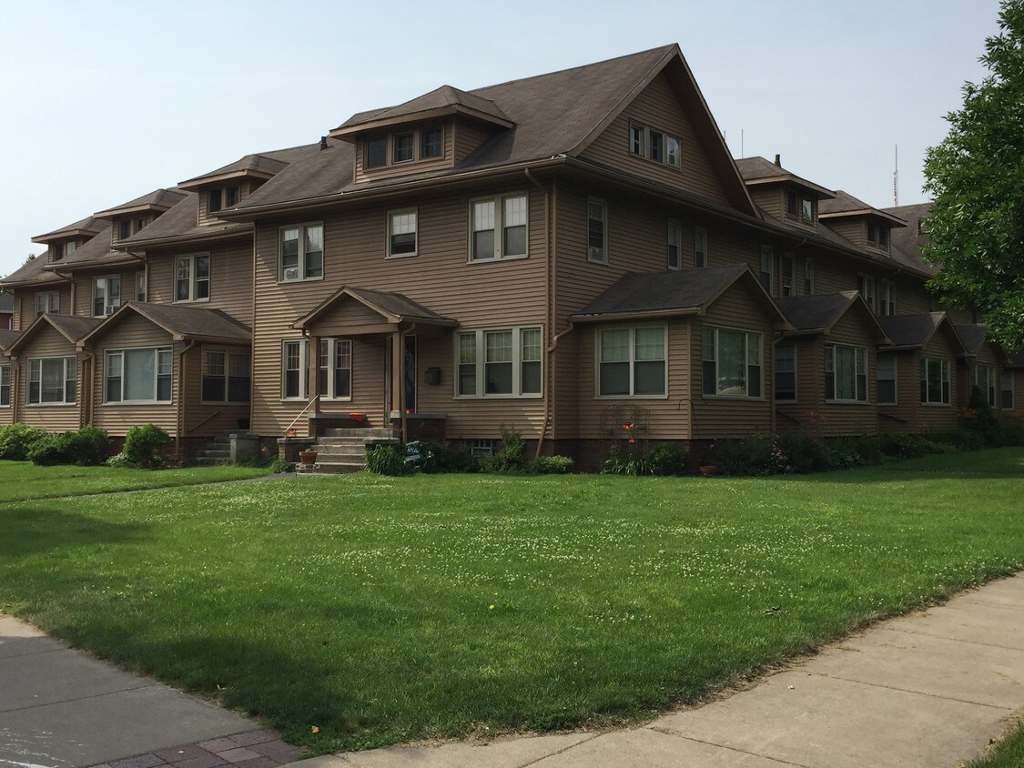 937 Monroe Ave, Rochester, NY 14620 Townhome Rentals in Rochester NY