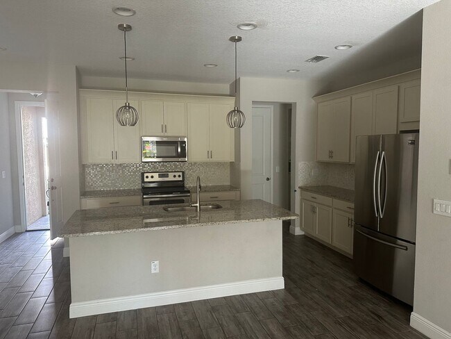Foto del edificio - 17829 Althea Blue Place, Lutz, FL, 33558