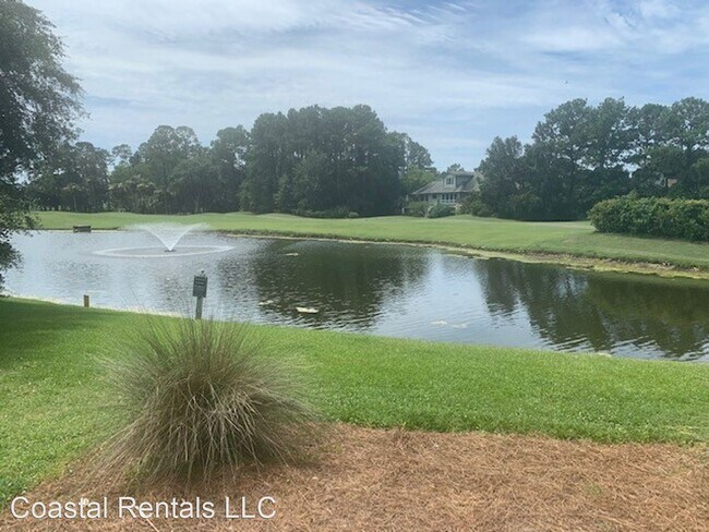 Foto del edificio - 3 br, 2.5 bath House - 6 Old South Court #F