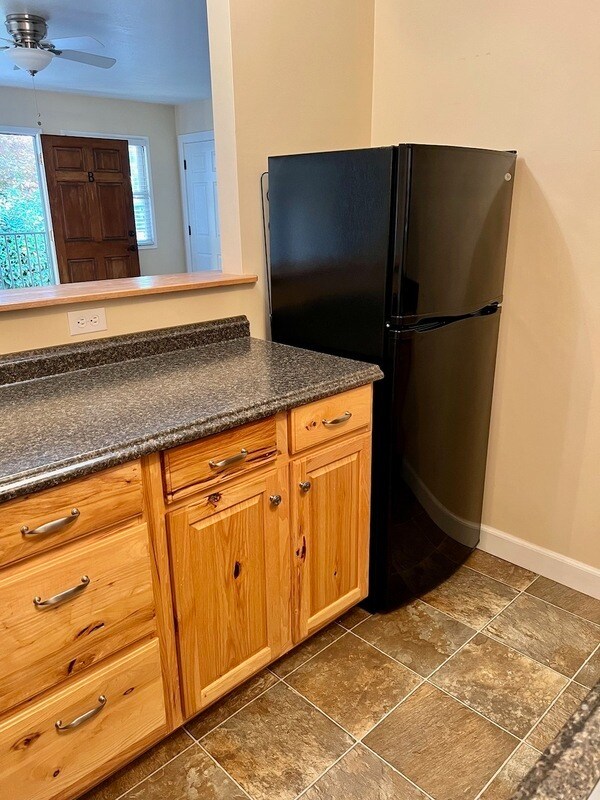 Foto del edificio - 211 Spring St