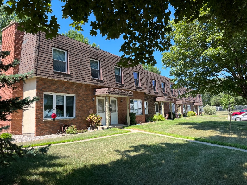 Photo - 810-824 Ronell St (Saint Peter, MN)