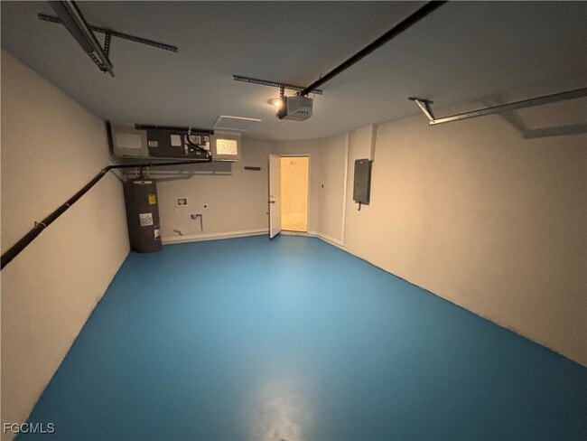 Foto del edificio - 1210 Cape Coral Pkwy W