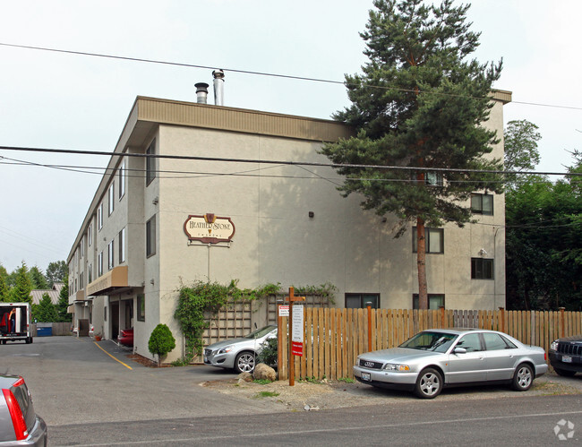 Building Photo - Heatherstone Park Apartments