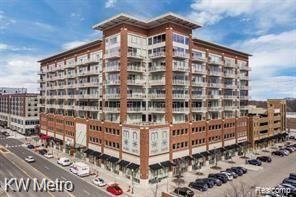 Primary Photo - 350 N Main St