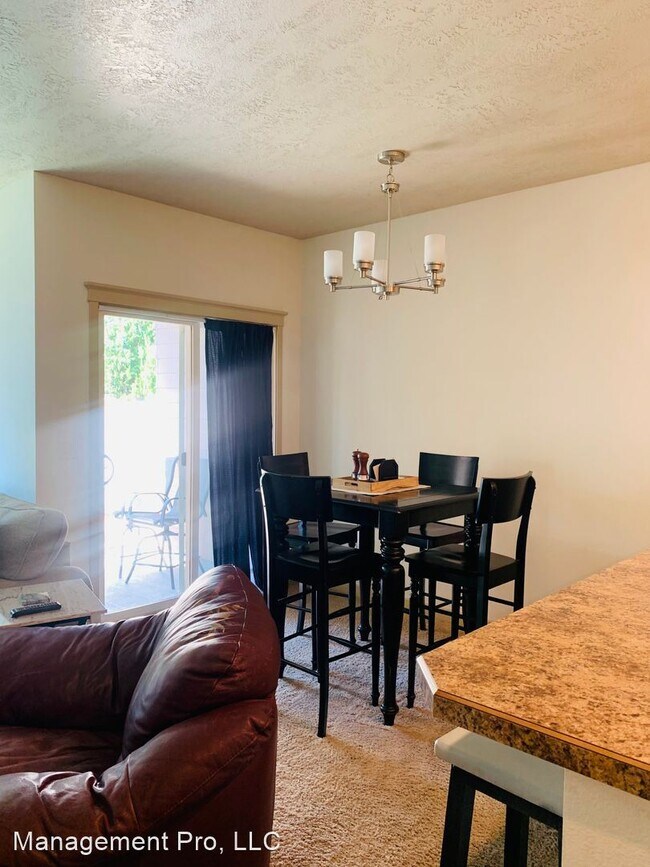 Building Photo - 2 br, 2 bath House - 101 E. Ryegate Drive