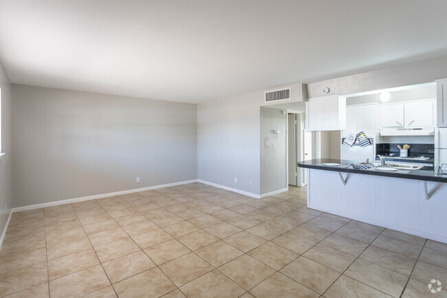 1BR, 1BA - 620 SF - Cielo Vista Townhomes