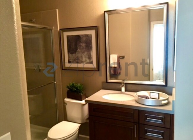 Foto del edificio - 4704 Norris Canyon Rd