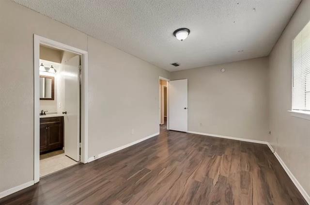 Building Photo - 6809 Yorkston St