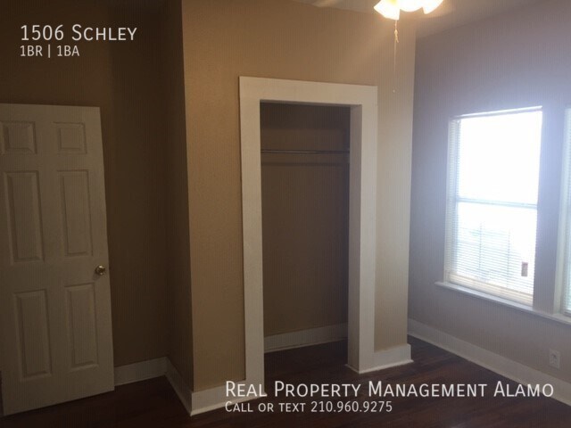 Foto del edificio - 1506 Schley Ave