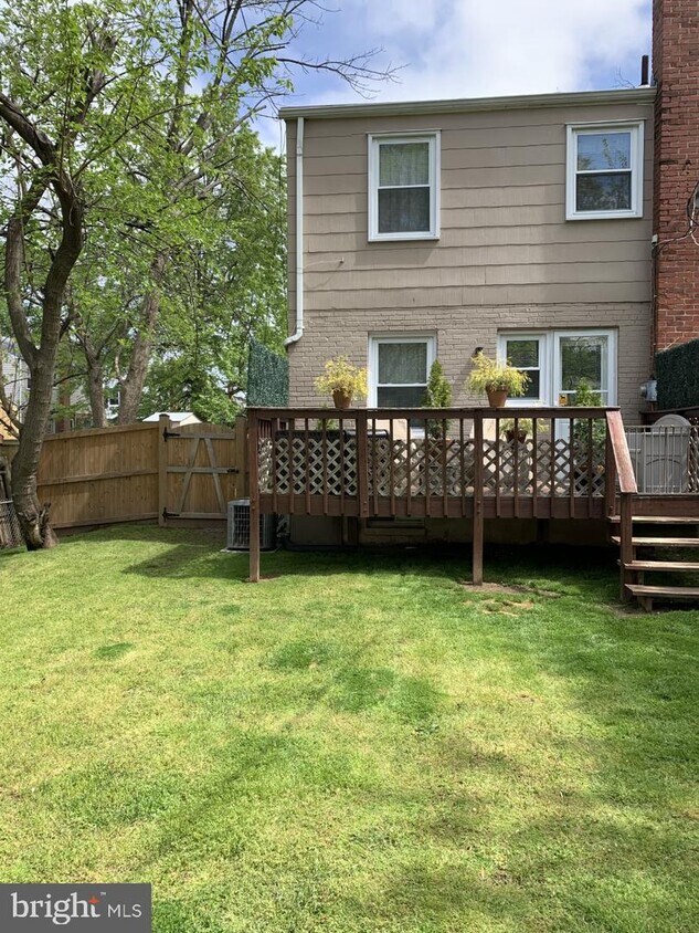 Primary Photo - 2265 Arlington Terrace