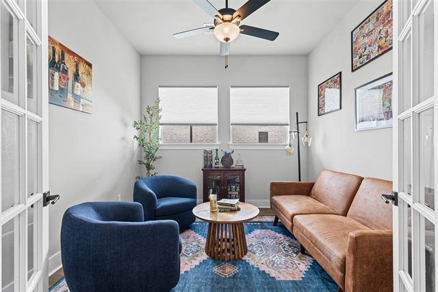 Foto del edificio - 1116 Grassy Ln