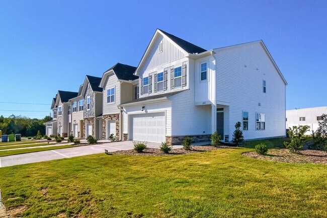 Building Photo - 4921 Oolite St
