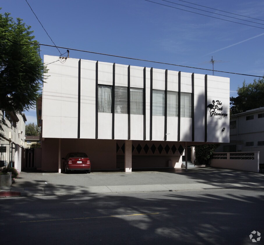 Primary Photo - 11143 Aqua Vista St