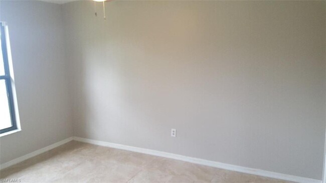 Building Photo - 3818 Palm Tree Blvd