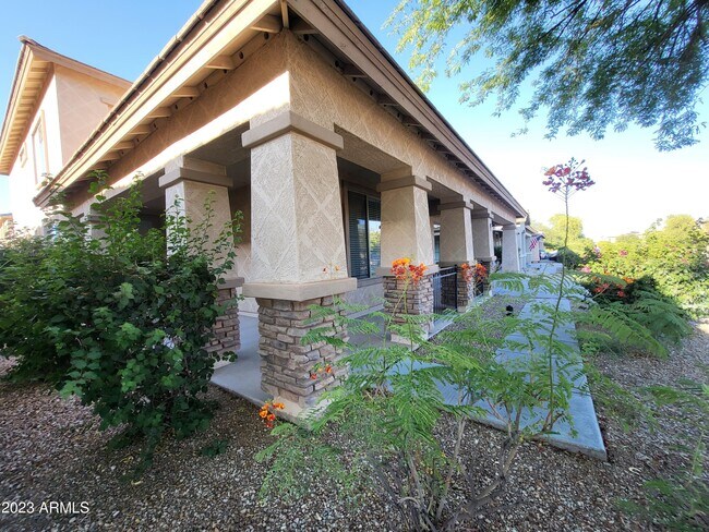 Foto del edificio - 15452 W Cottonwood Cir