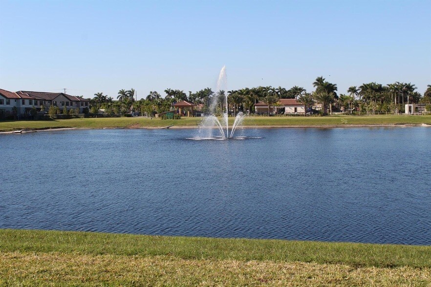 Primary Photo - 12951 Anthorne Ln