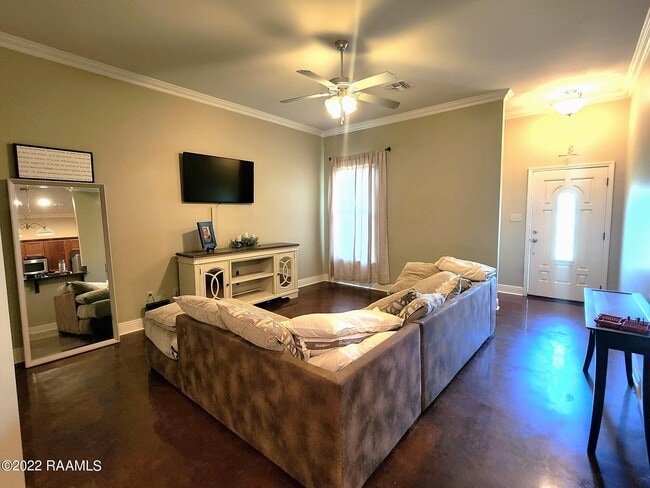 Building Photo - 304 Stoneridge Dr