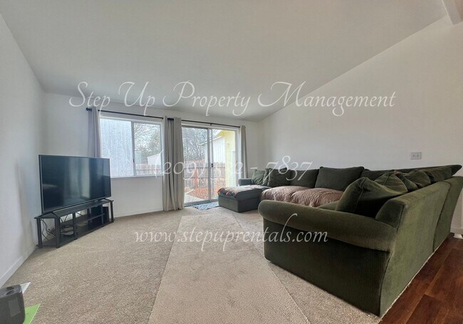 Foto del edificio - Inviting 2 Bedroom Soulsbyville Home with Spacious Yard & Garage Storage!