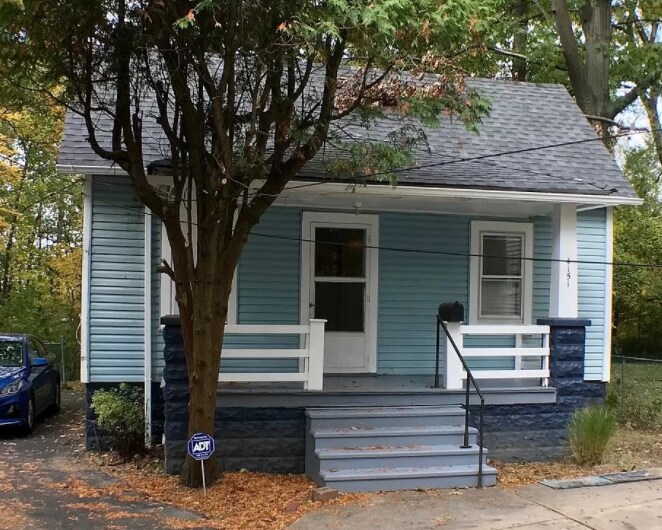 Primary Photo - 4151 Bluestone Rd