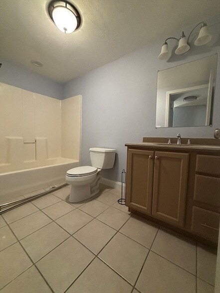 Building Photo - 15 Buckingham St