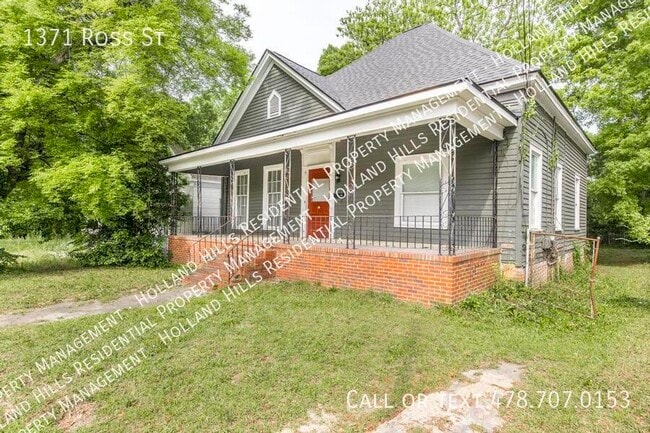 Building Photo - 1371 Ross St