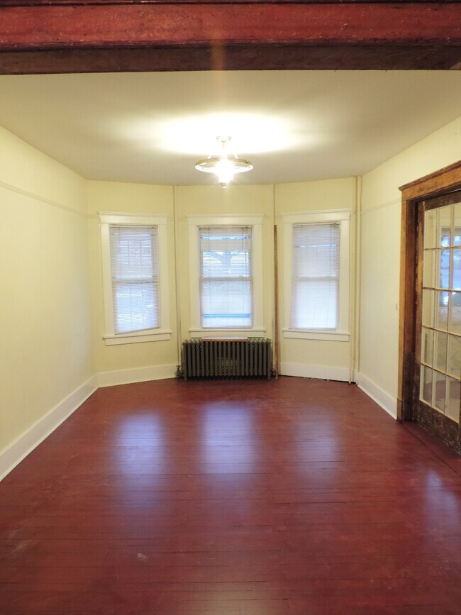 Building Photo - 258 Clinton Ave