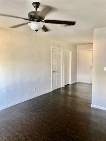 Foto del edificio - 409 N Cedar St